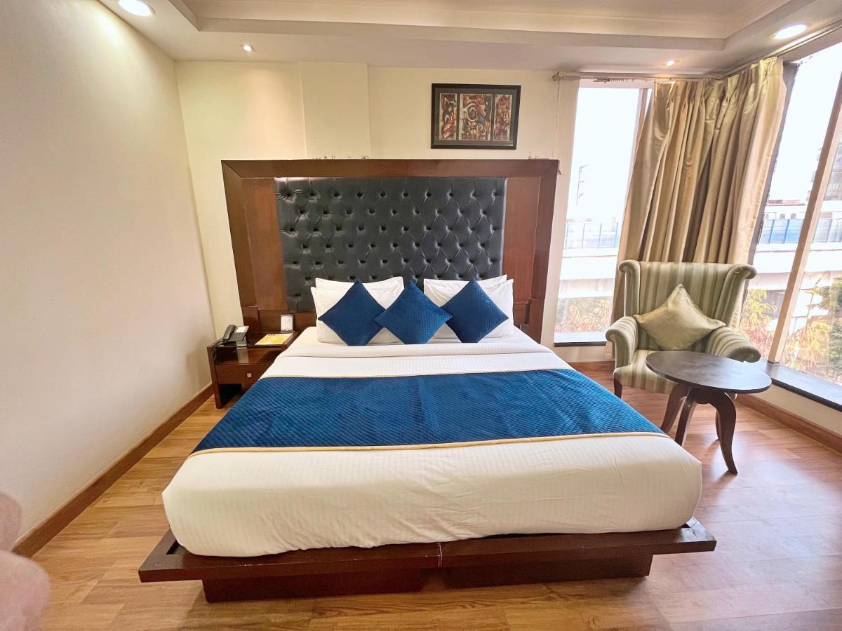 The Grand Orion - Kailash Colony New Delhi Buitenkant foto