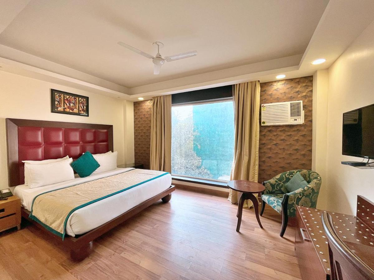 The Grand Orion - Kailash Colony New Delhi Buitenkant foto