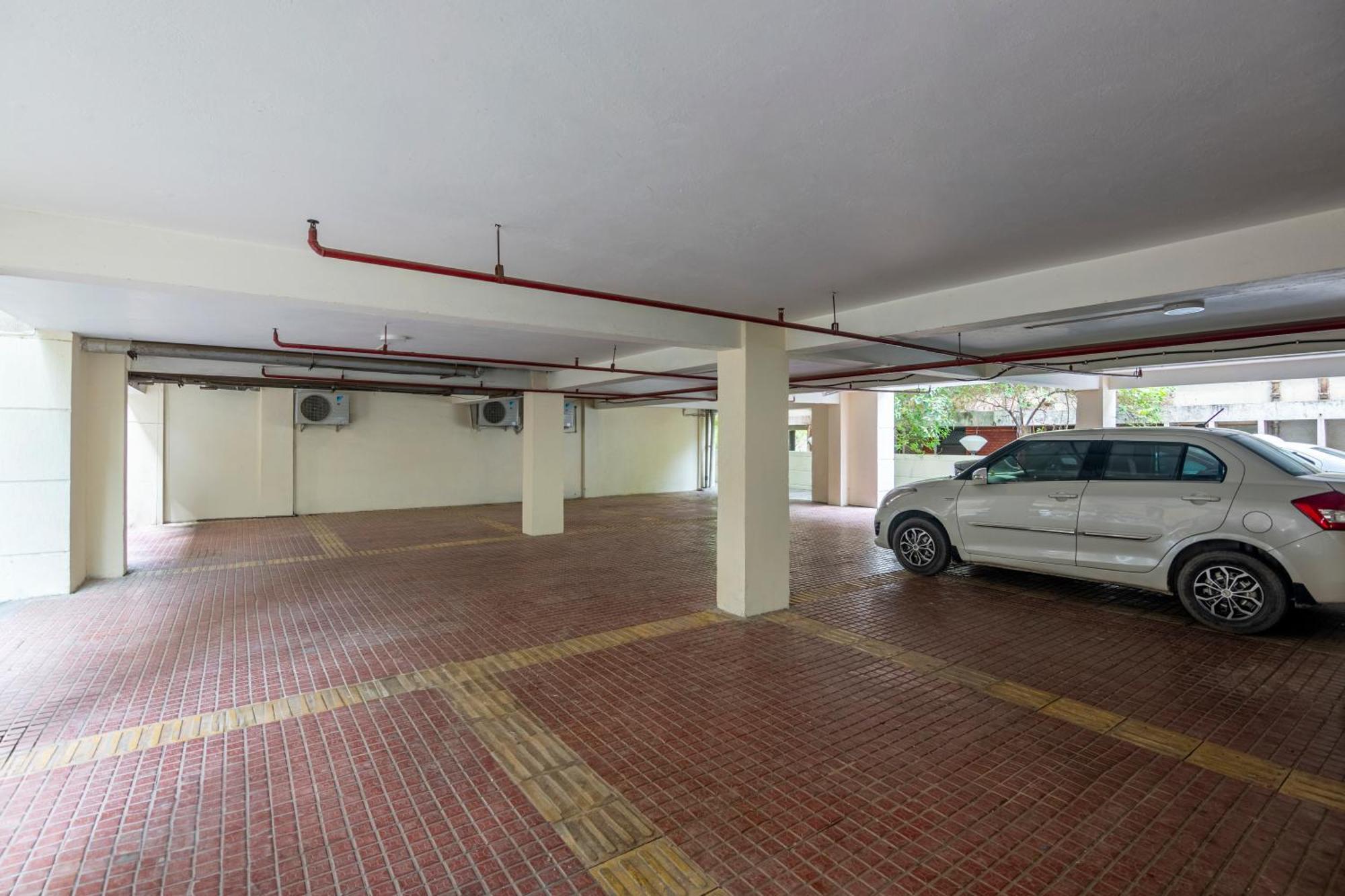 The Grand Orion - Kailash Colony New Delhi Buitenkant foto