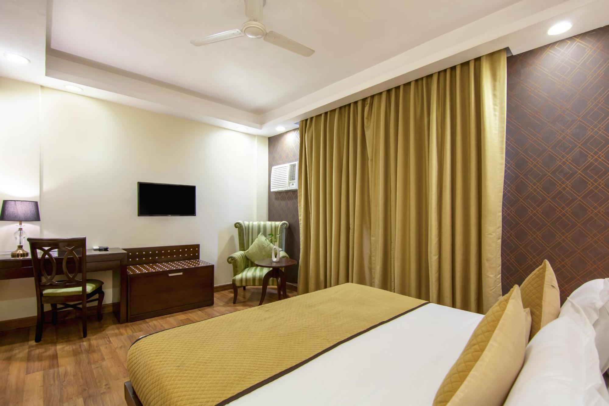The Grand Orion - Kailash Colony New Delhi Buitenkant foto
